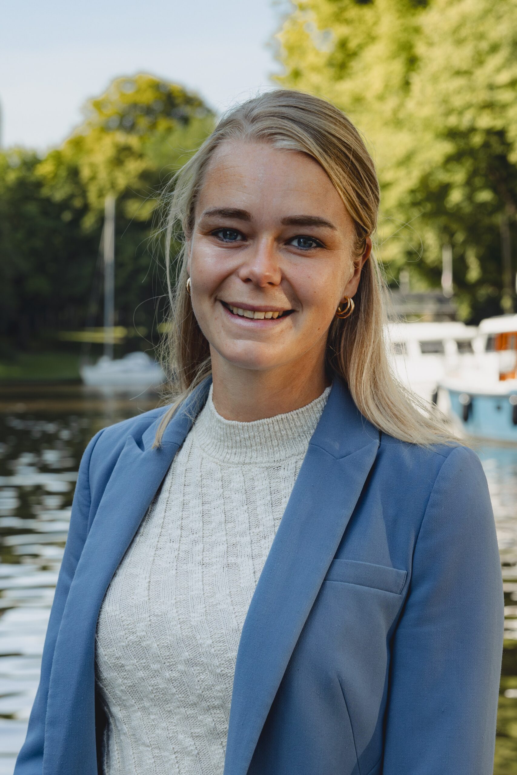 Anneke Hofstee