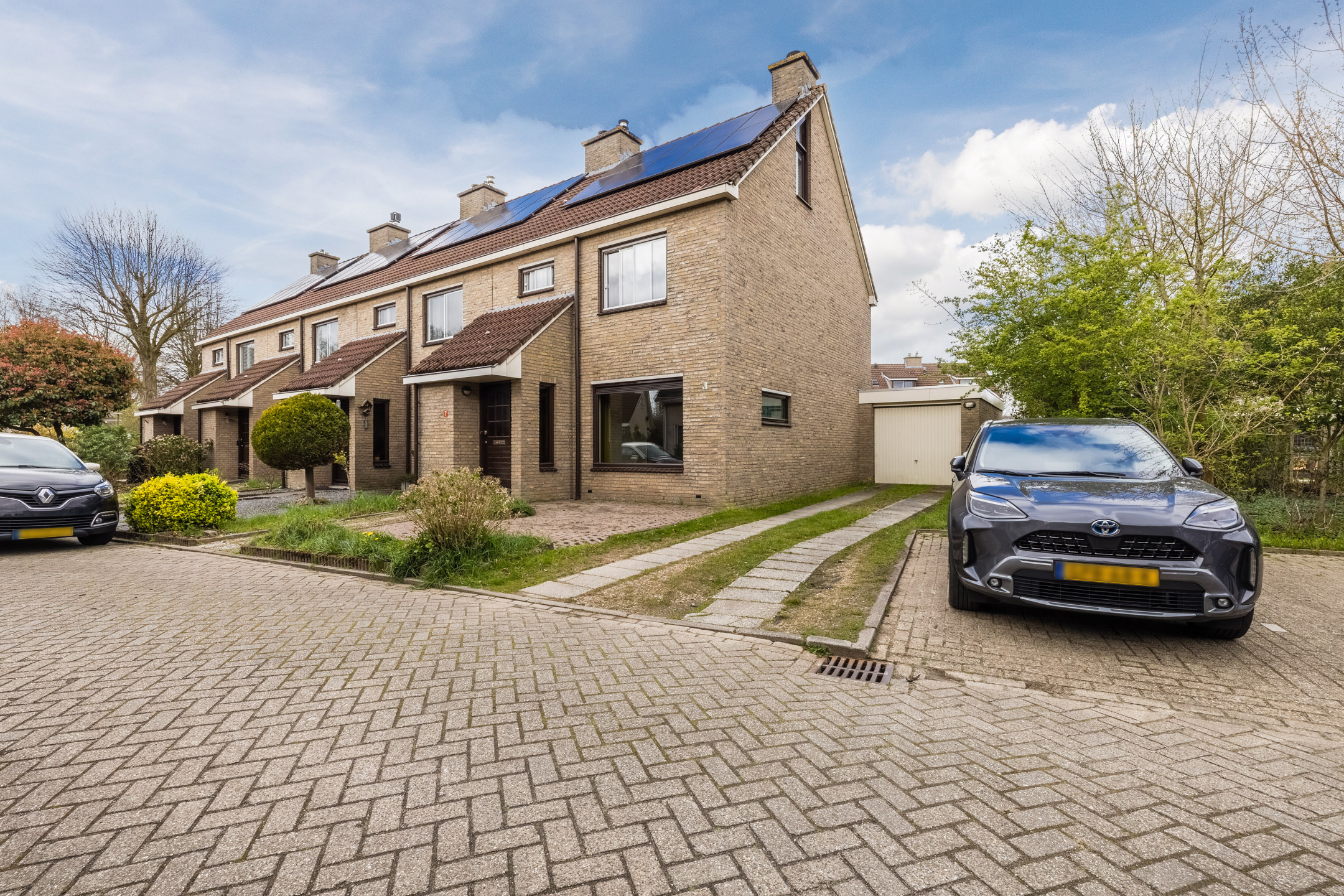 Voorhuis 7, Drachten 1