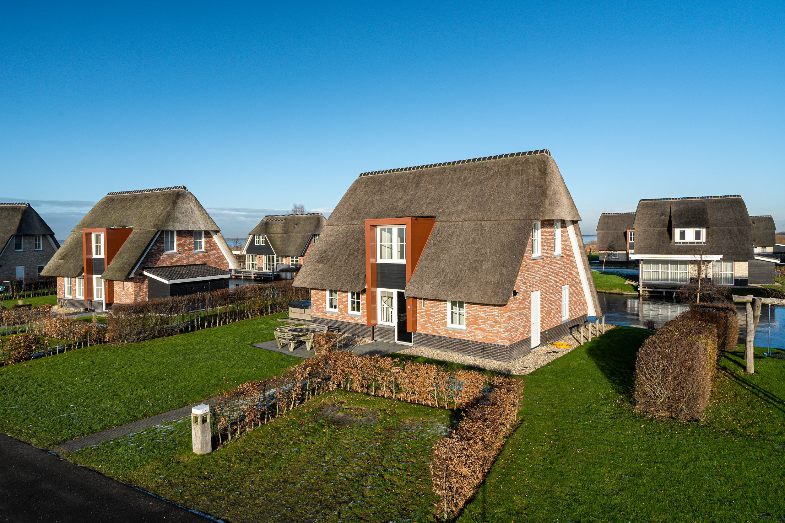 Weversblêd 20, Delfstrahuizen 1