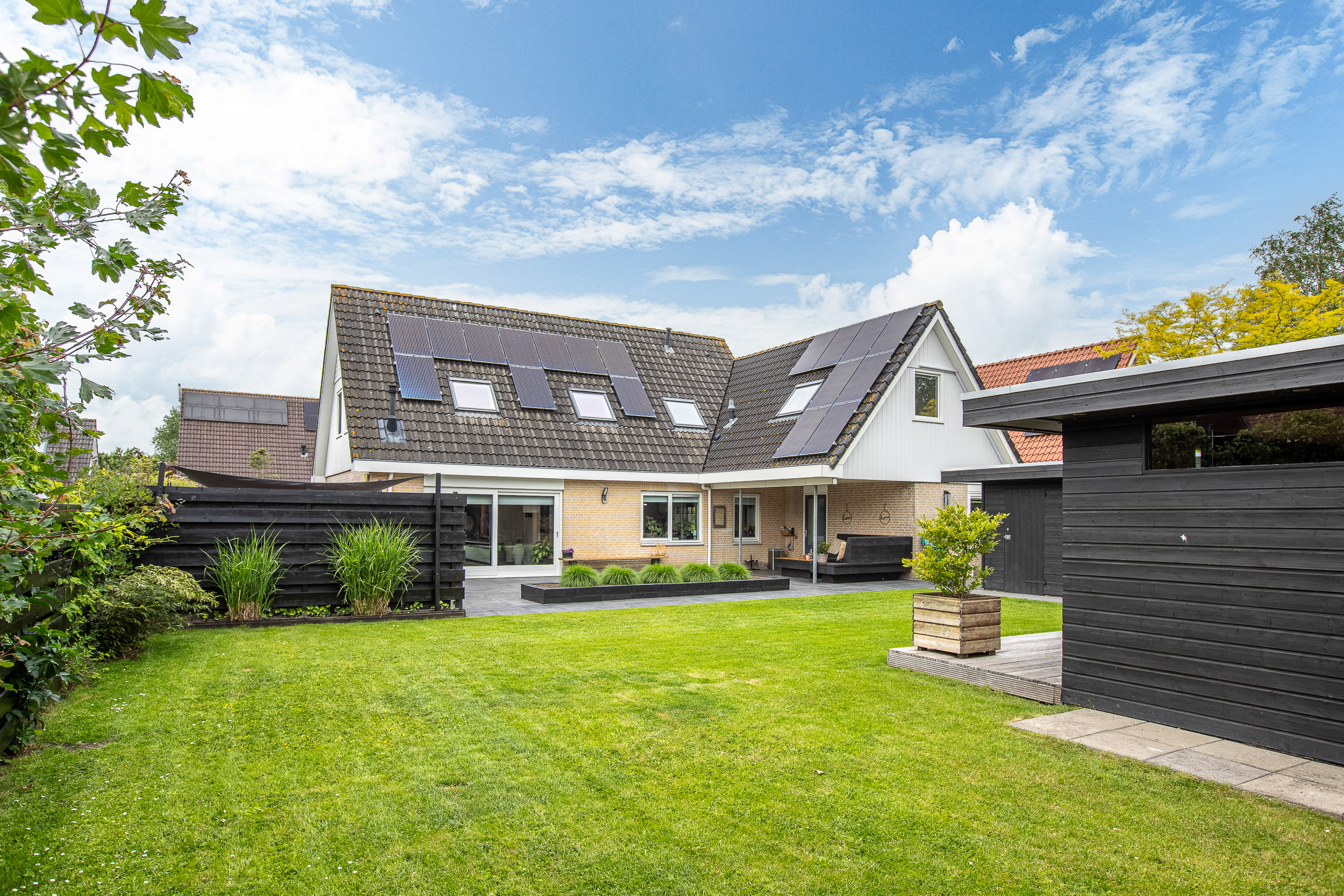 De Strikel 1, Deinum 2