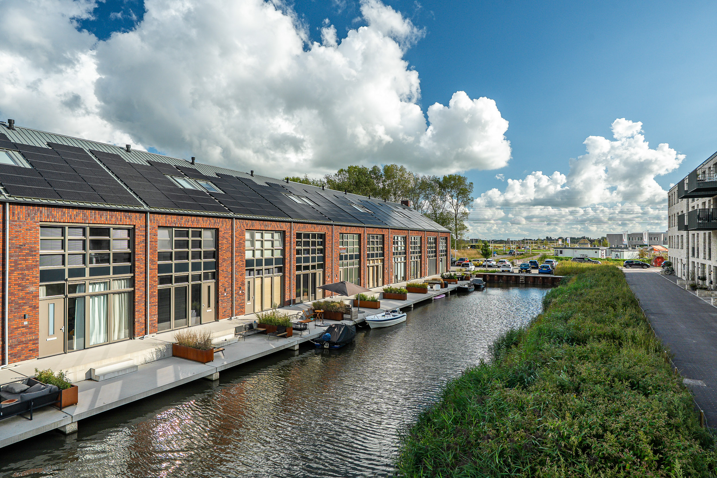 Broukade 13, Leeuwarden 1