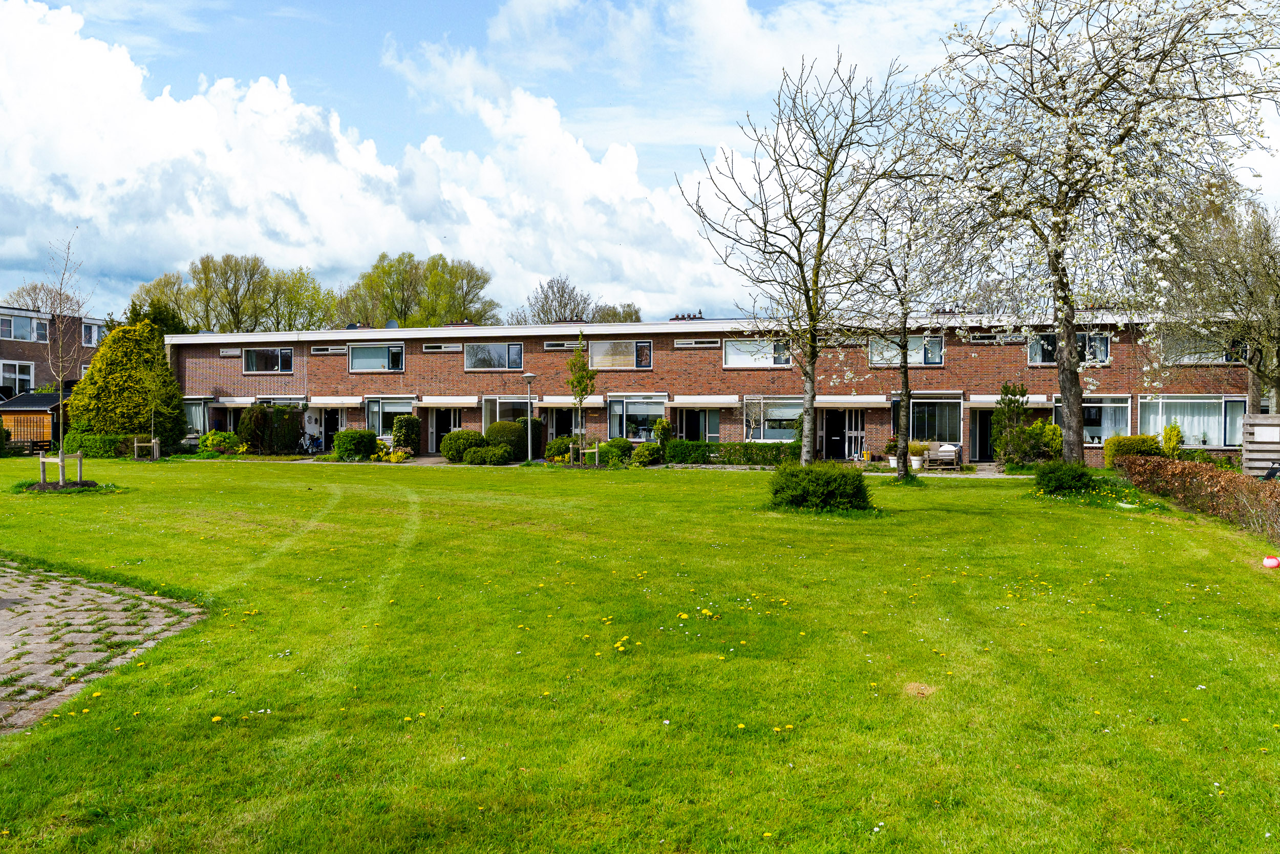 Antillenweg 116, Leeuwarden 1