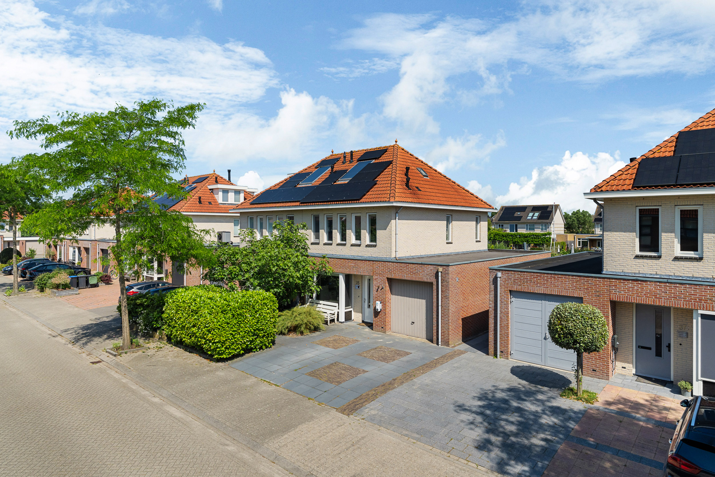 Frouwesân 35