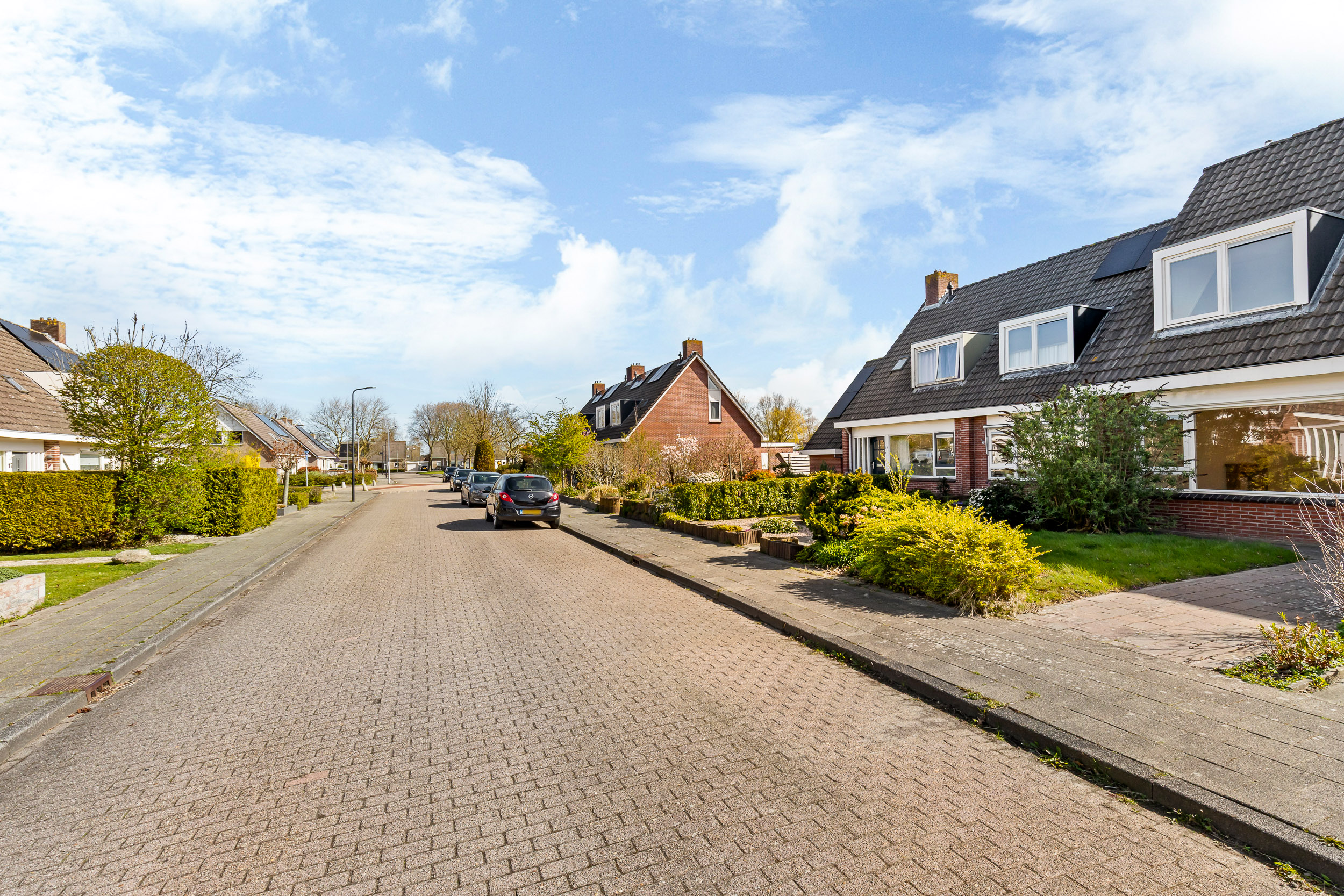 De Him 8, Bolsward 2