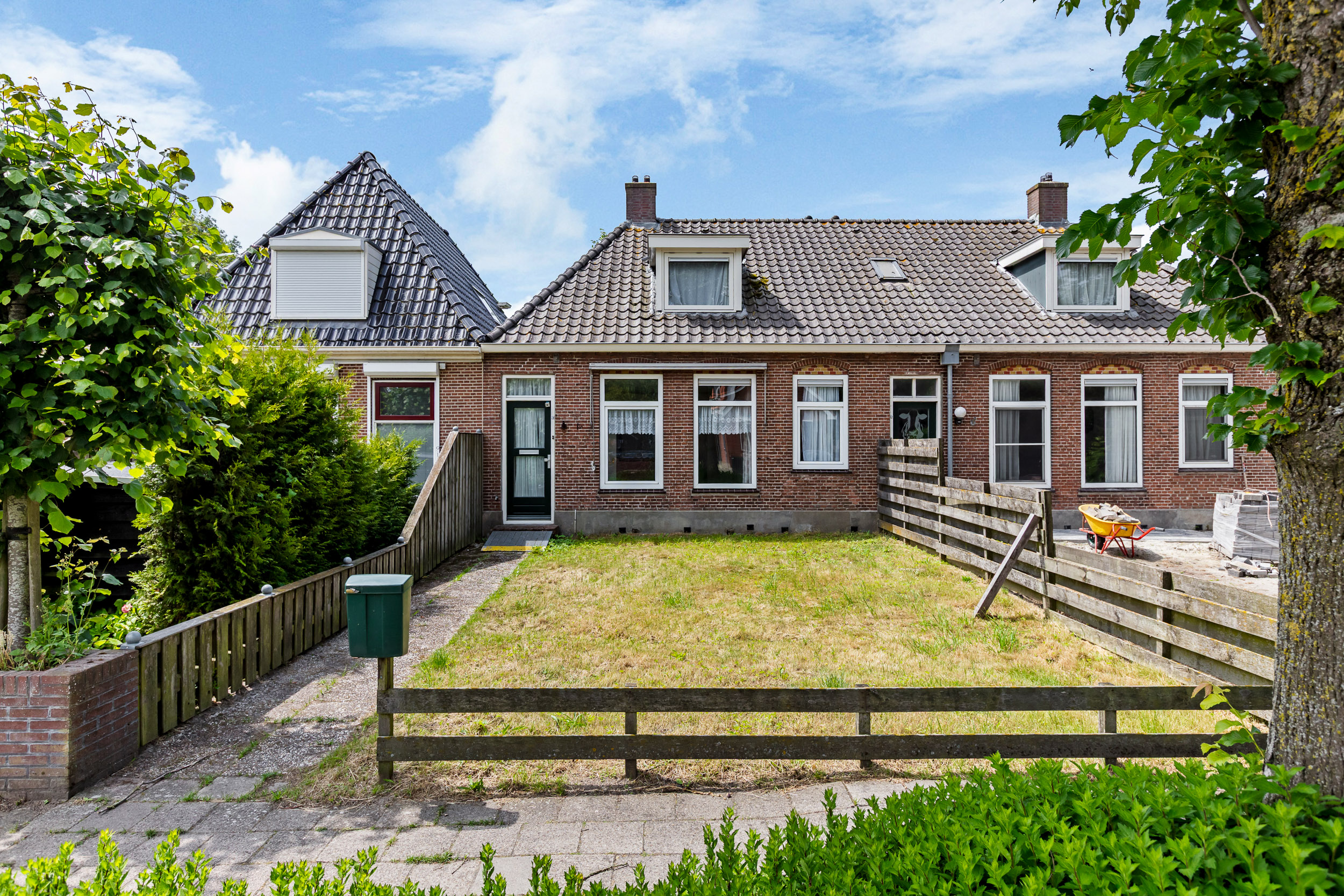 Waaxenserweg 24
