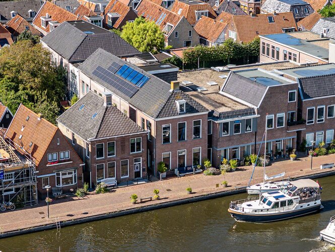 Iewâl 18 WOUDSEND Iewâl 18 WOUDSEND